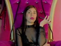 young, fun and erotic natural body with bdsm and leather and many outfits