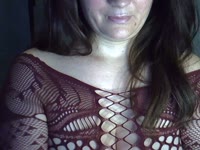 Een vrijgezelle spannende milf die van avontuurtjes en fantasietjes houdt. Om te delen of om de jouwe te horen.