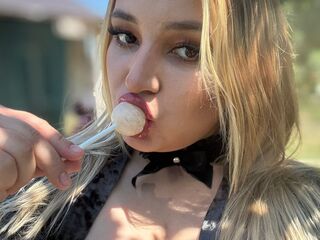 cam strip tease CarrieBlanch