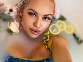 adult webcam IsabellaSaturn