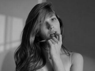 topless SophieLix