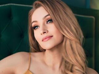 webcam live show AniClark