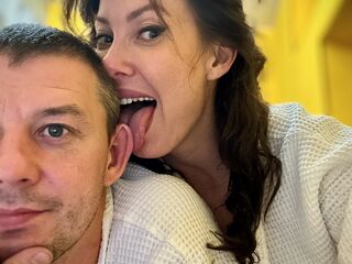 adult couple cam NansyAndSid