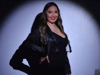camgirl playing with dildo AbellaRaider