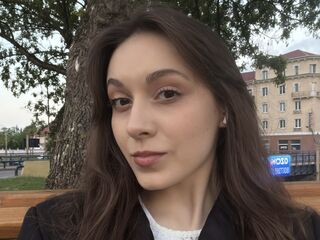 camslut masturbating AgarthaDen