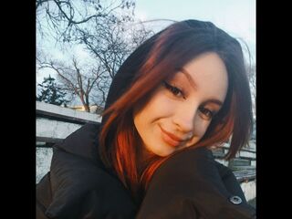 nude camgirl pic AgaticBella