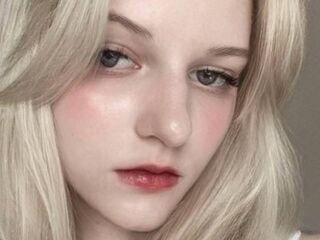 cam girl playing with vibrator AliceBacer