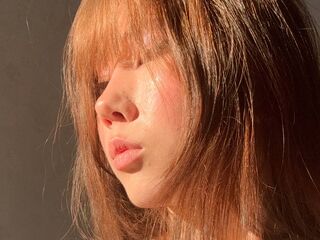 camgirl video chat AmiraCorbell