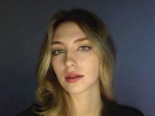 web chat AmyHuckabey