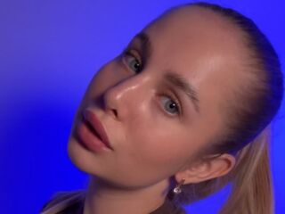 sexy webcam girl AnnelleToulson