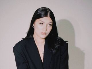 erotic webcam AsiaShifman