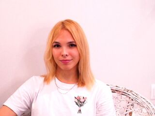 hot naked webcamgirl AvelinaRose