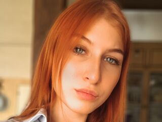 fingering camgirl video BonnieCrook