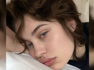 fingering girl webcam picture BrettOpher