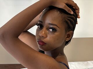 camwhore BrianaHadid