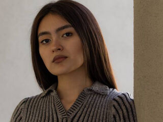 naked girl with webcam masturbating with sextoy CandraGraber