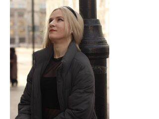 camgirl pic CarinGoodwin