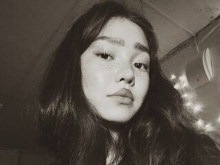 chat with cam CelsaCicatello