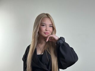 naked camgirl fingering pussy DaphneBaczewski