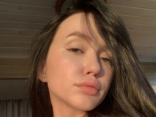 beautiful webcam girl DeanneMizzell