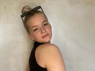 live sex webcam DebraHallin