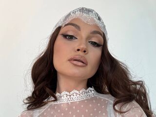 closeup web cam DenishaSanderman