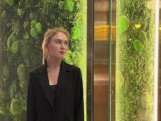 adult web cam chat EdaNoreikaite