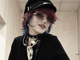 live webcam model ElanorCiolek