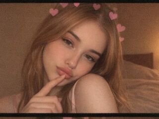 live cam chat ElaraWinslow