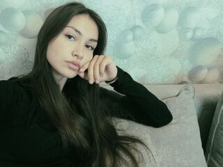 live webcam performer ElinaKrome