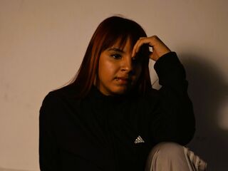 adult livecam EliseVargas