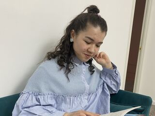 chat live cam EllyJames