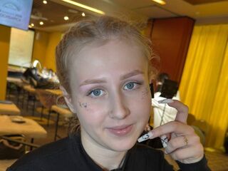 hot girl sex webcam EmelinaKrider
