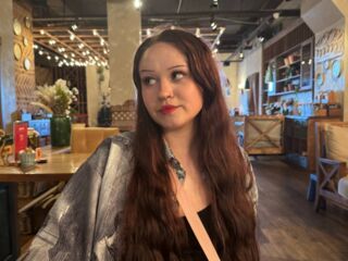 hot striptease cam EmilyGreek