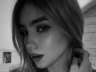 naughty cam EmmaBlond