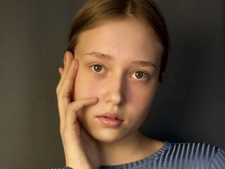 masturbating webcam girl EvelinaMoorina