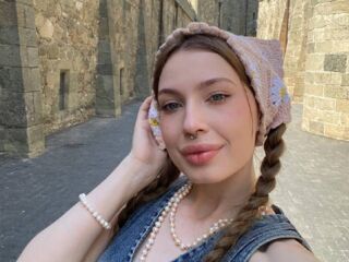 camwhore masturbating with sextoy GlindaSankar