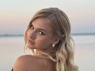 masturbating HelenPetrini