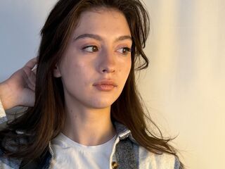 camwhore shaved pussy HermilaKegerries