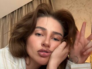 flirt chat room HippieChristie