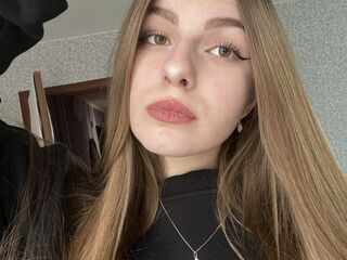 naughty cam girl masturbating with dildo HolliyCopper