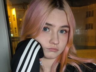 free chatroom JanenePreyer