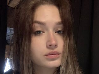 naked cam girl picture JulieannGomaz