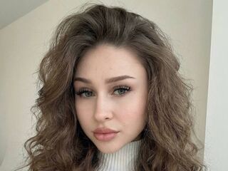 naked webcam girl JunitaDroze