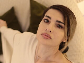 nude webcam girl photo KaronTouche