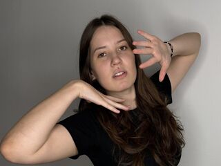 topless cam girl KasandraVewer