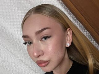 adultcam KellyHilles