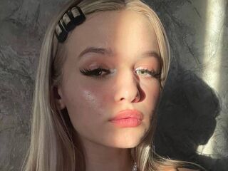 webcamstripper picture KianaStark