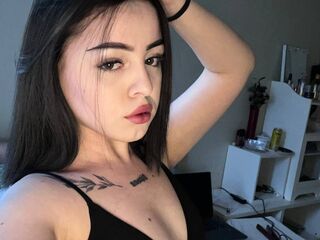 cam show KitaTomson