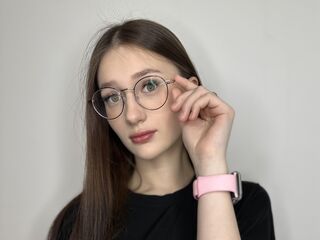 nude webcam girl picture LatriciaSuet